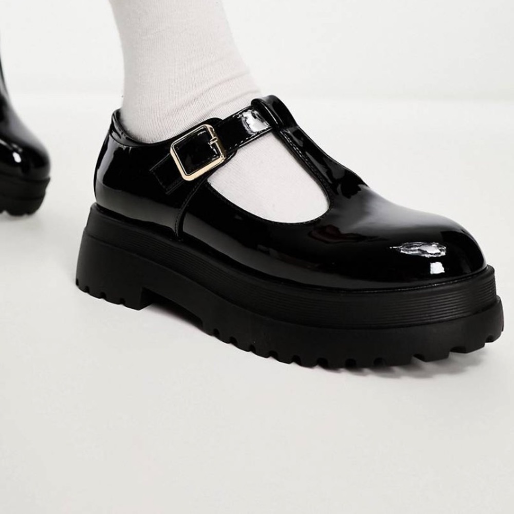 Glamorous Chunky T-bar Mary Janes
